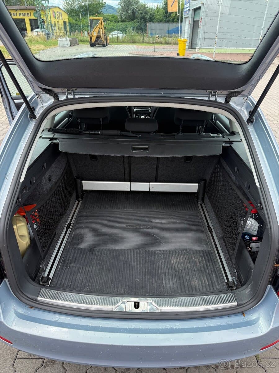 2012 Škoda SUPERB - 12
