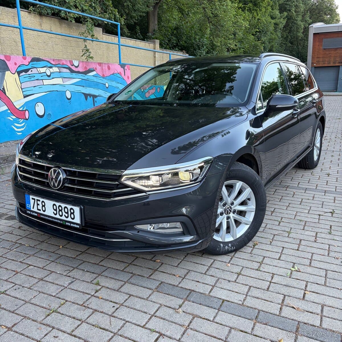 2020 Volkswagen PASSAT - 12