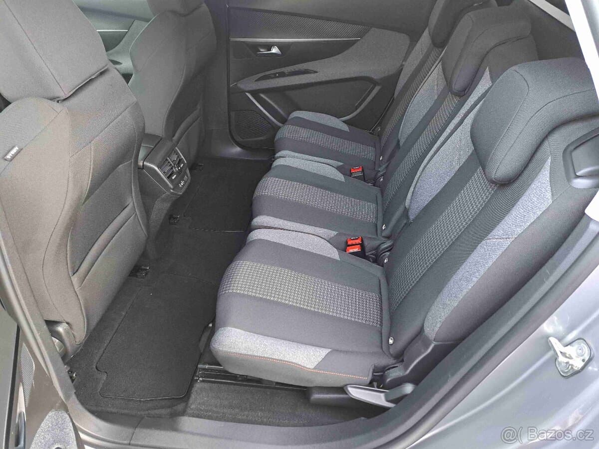 2019 Peugeot 5008 - 12