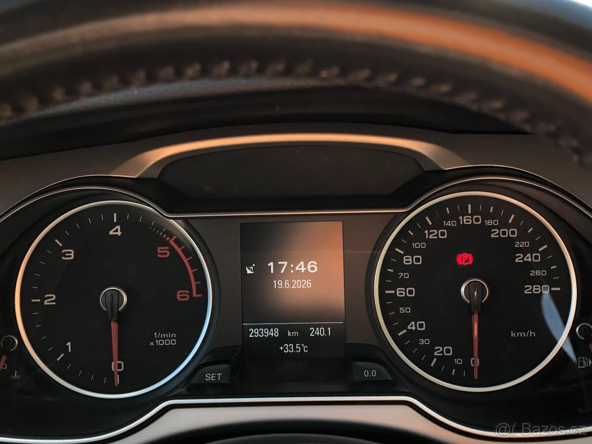 2015 Audi A4 - 12