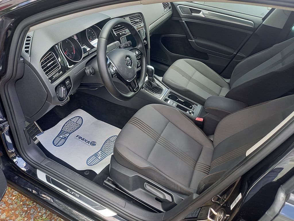 2016 Volkswagen GOLF - 12