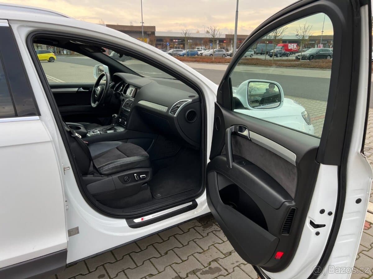 2010 Audi Q7 - 12