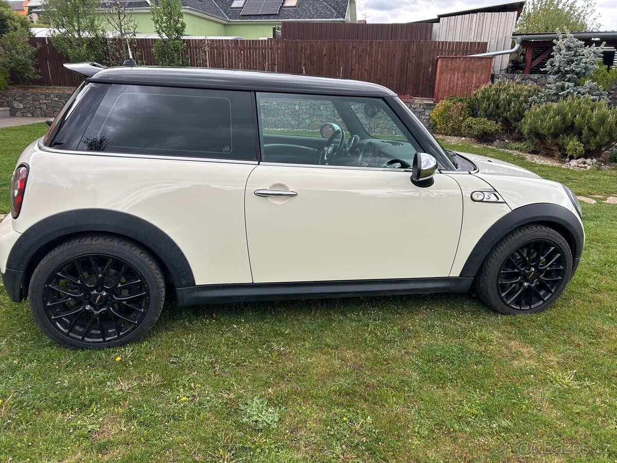 2007 Mini COOPER S - 12