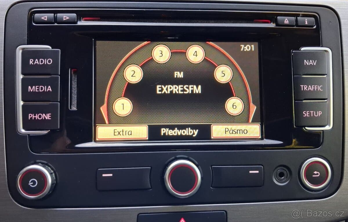 2014 Volkswagen PASSAT - 12