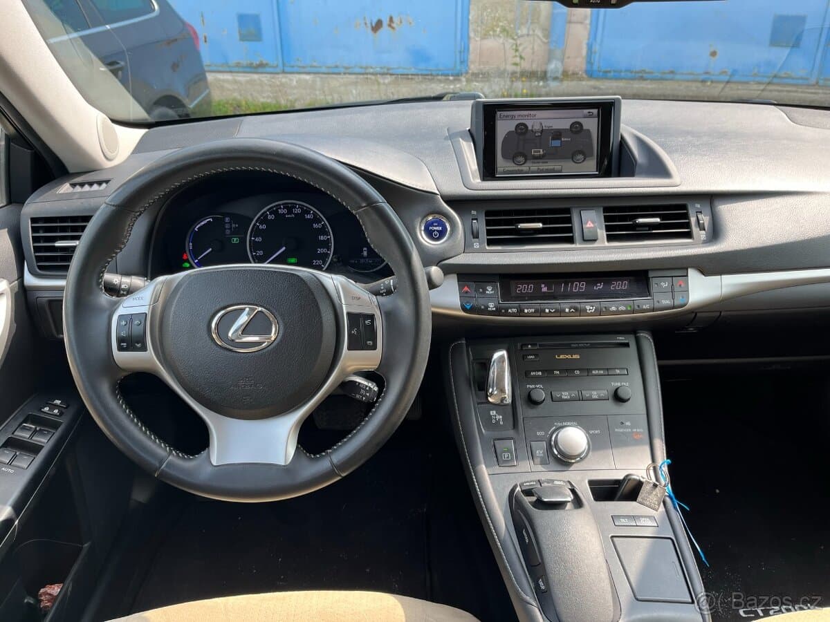 2011 Lexus OSTATNÍ - 12