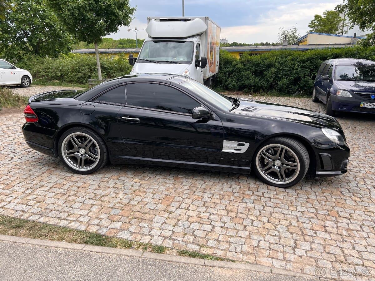 Mercedes-Benz SL - 12