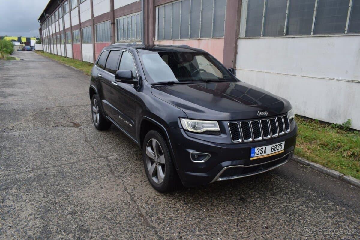 2013 Jeep CHEROKEE - 12