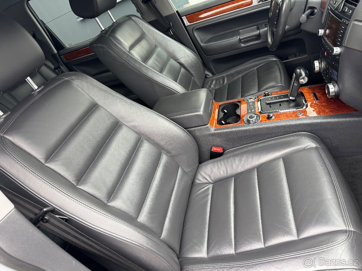 2006 Volkswagen TOUAREG - 12
