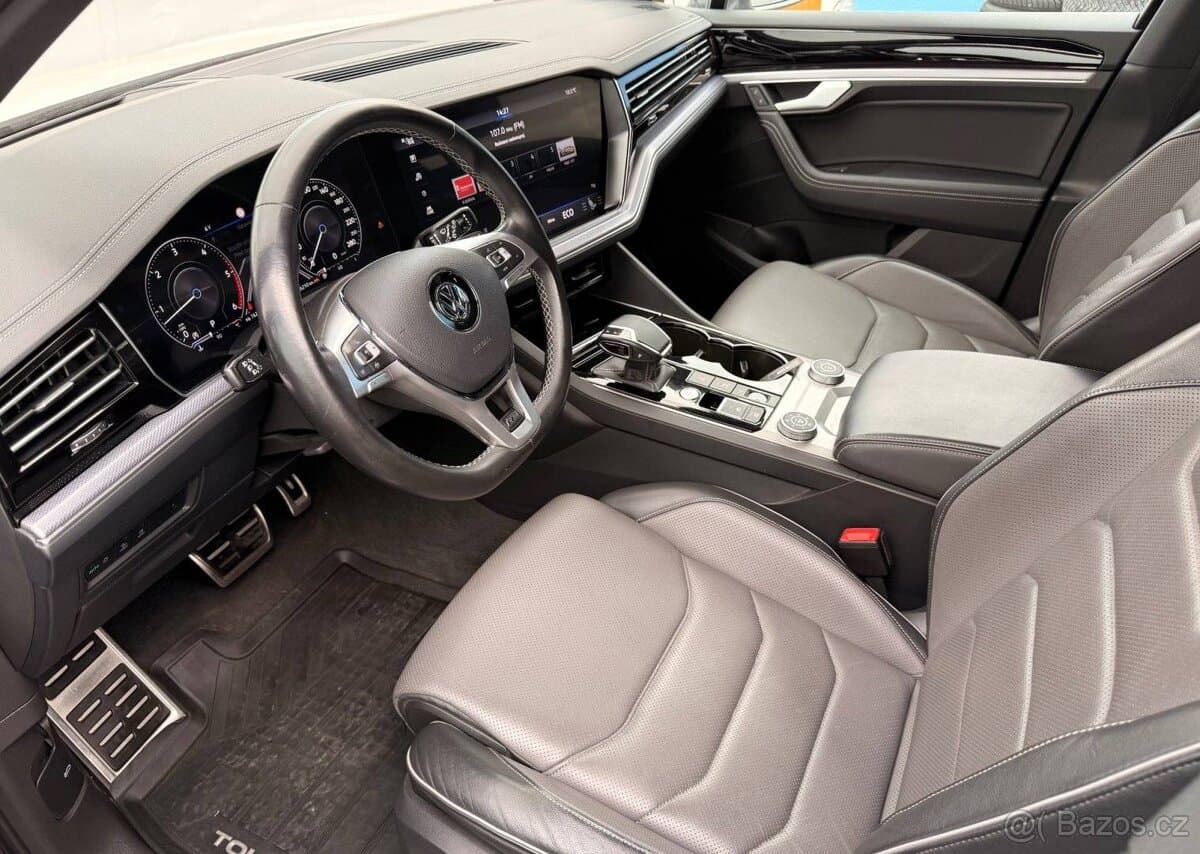 2020 Volkswagen TOUAREG - 12