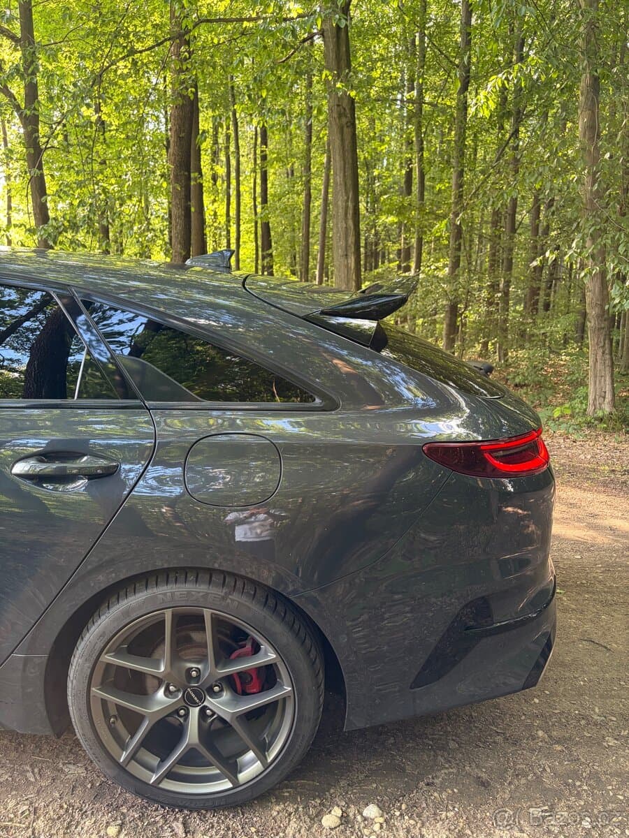2019 Kia PROCEED - 12