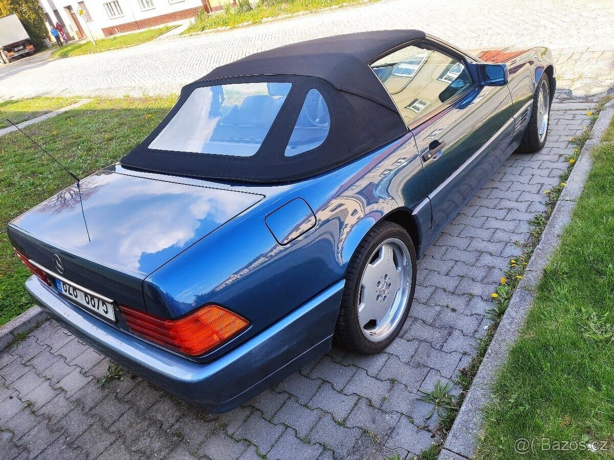1992 Mercedes-Benz SL - 12