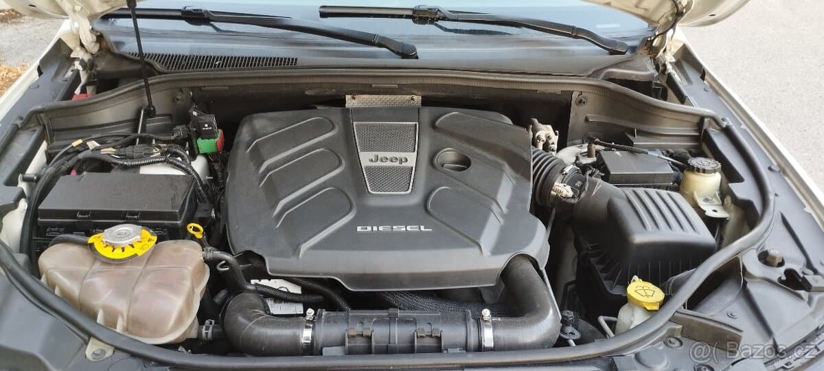 2014 Jeep CHEROKEE - 12