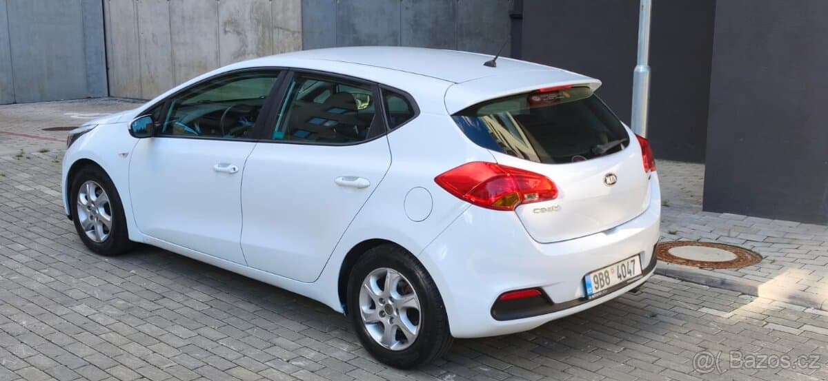 2014 Kia PROCEED - 12