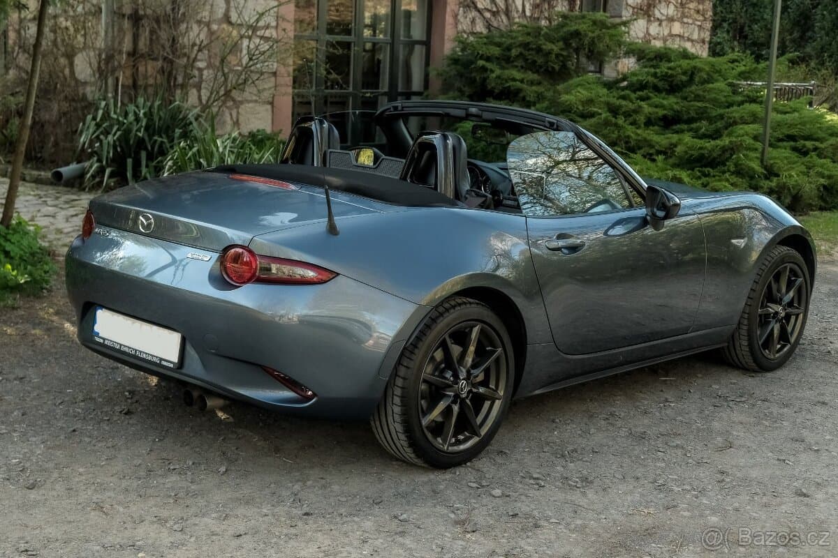 2017 Mazda MX-5 - 12