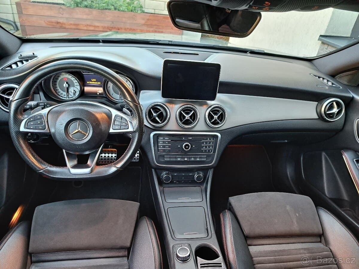 2016 Mercedes-Benz CLA - 12