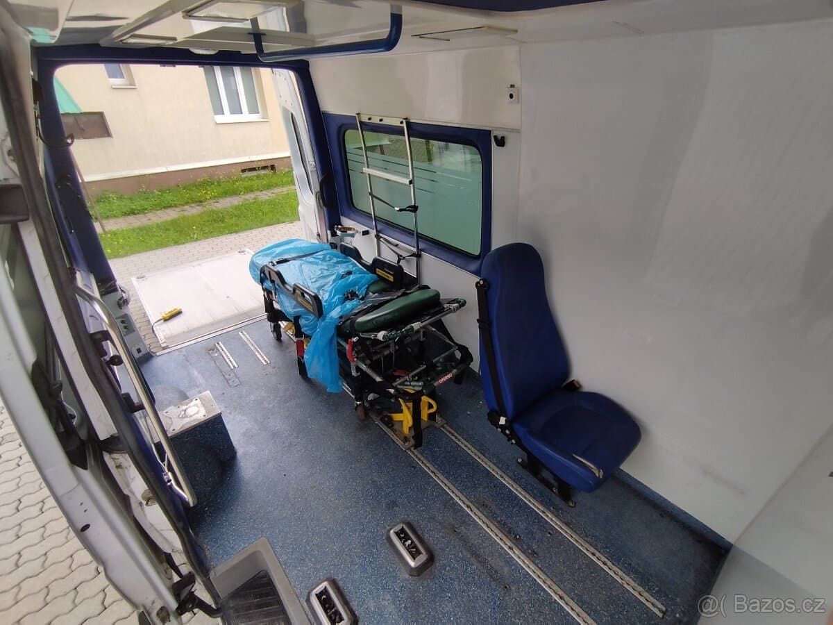 2009 Mercedes-Benz SPRINTER - 12