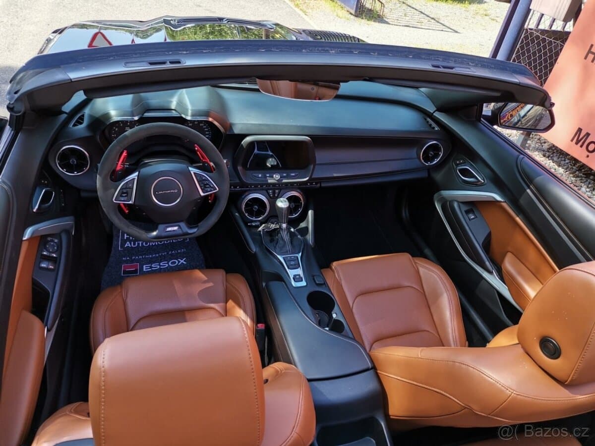 2019 Chevrolet CAMARO - 12