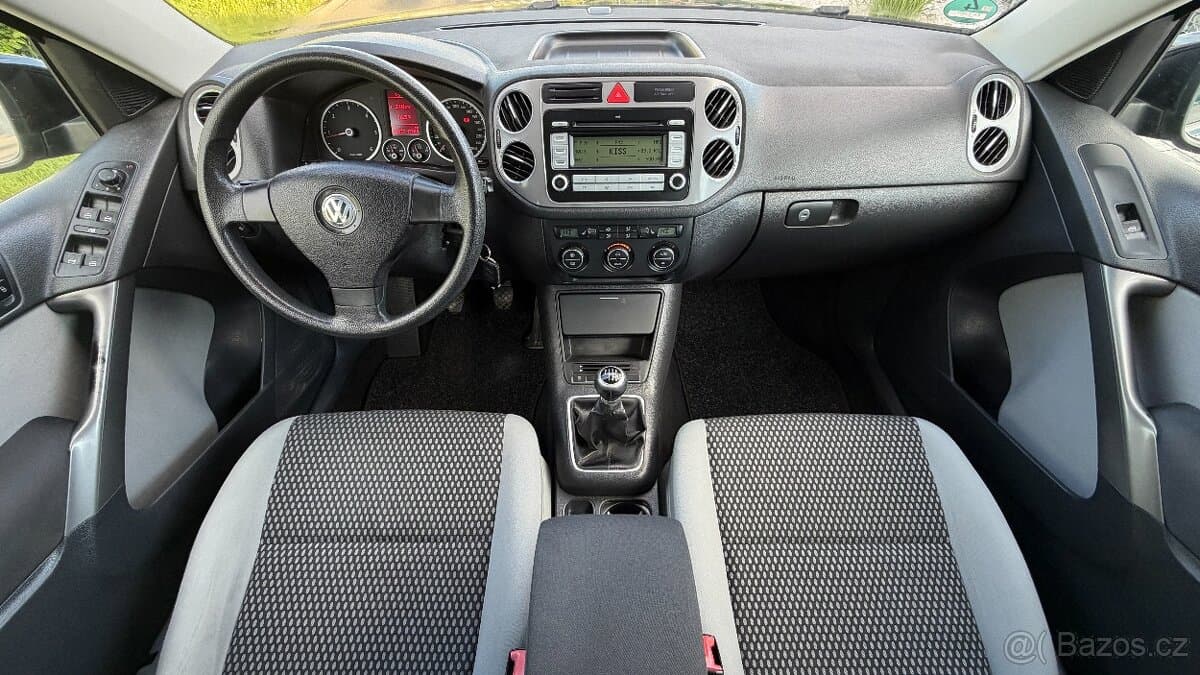 2009 Volkswagen TIGUAN - 12