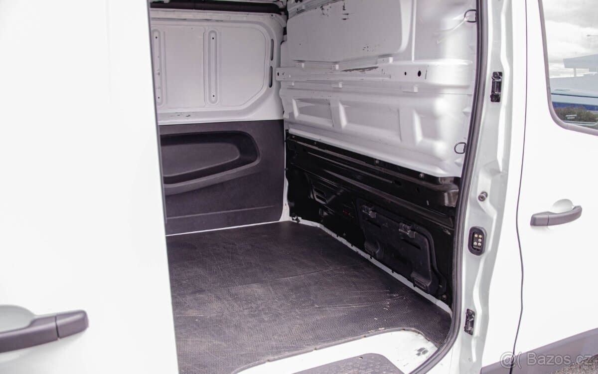 2019 Renault TRAFIC - 12