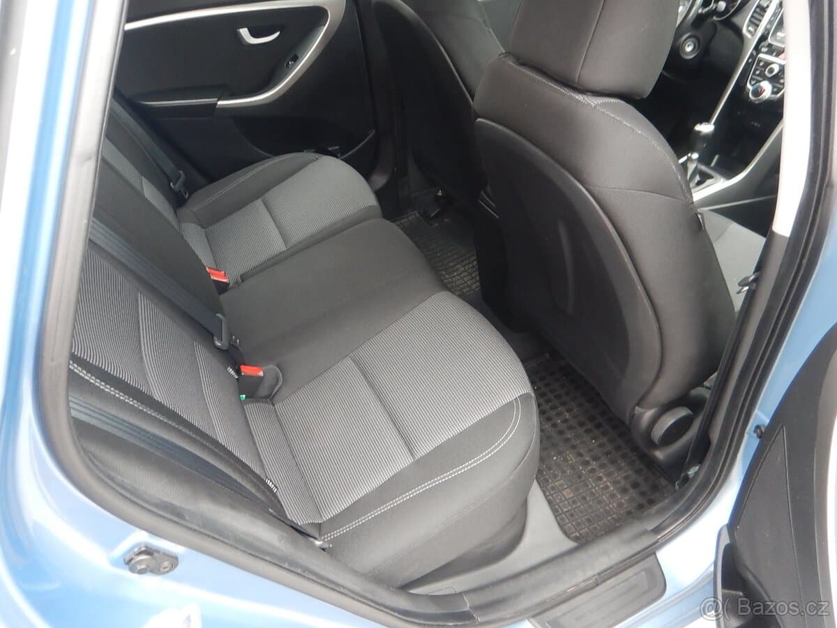 2013 Hyundai i30 - 12