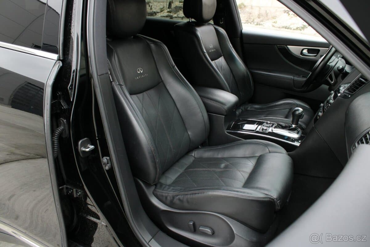 2014 Infiniti QX70 - 12