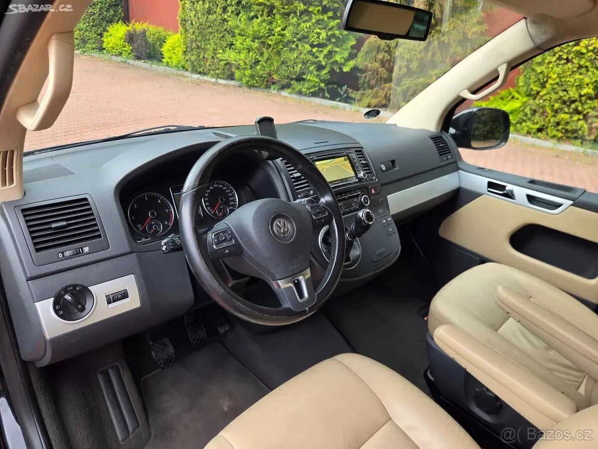 2009 Volkswagen MULTIVAN - 12