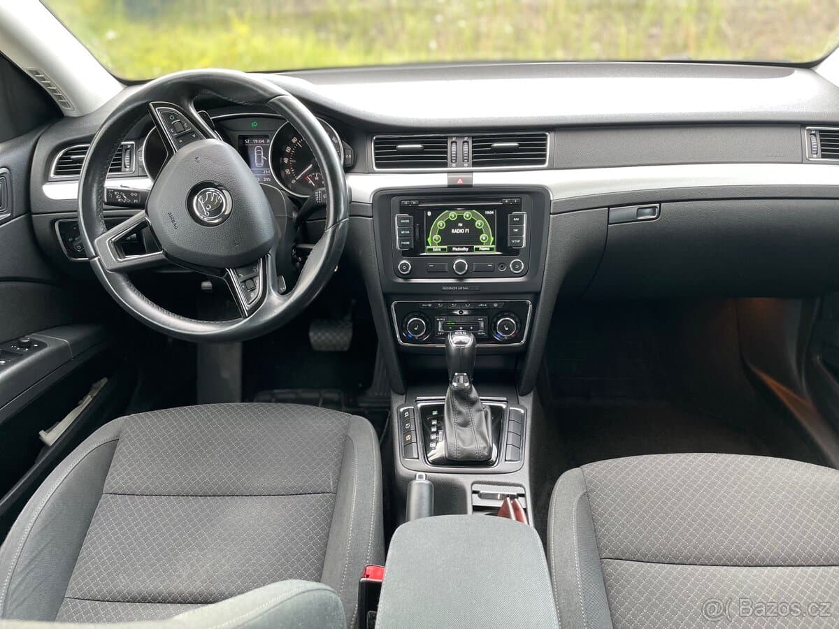 2014 Škoda SUPERB - 12