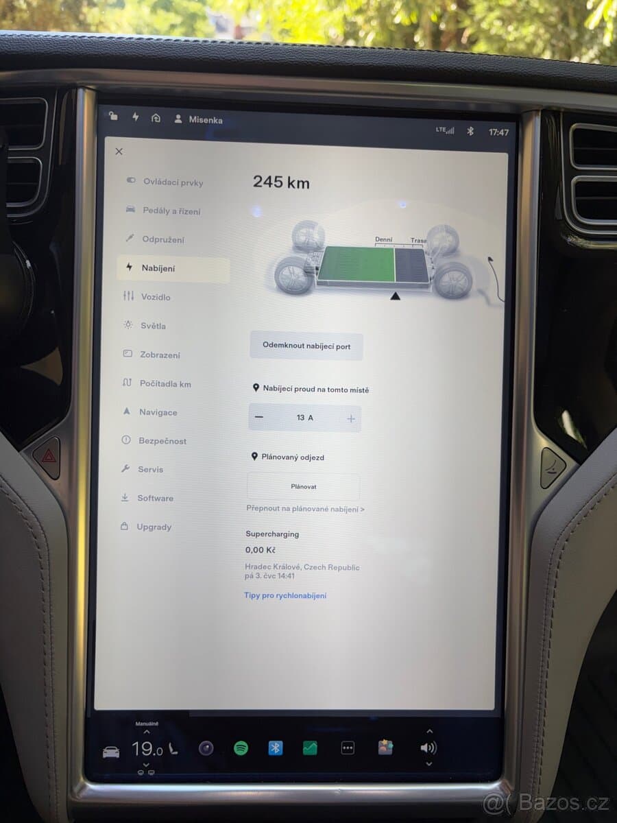 2014 Tesla MODEL S - 12