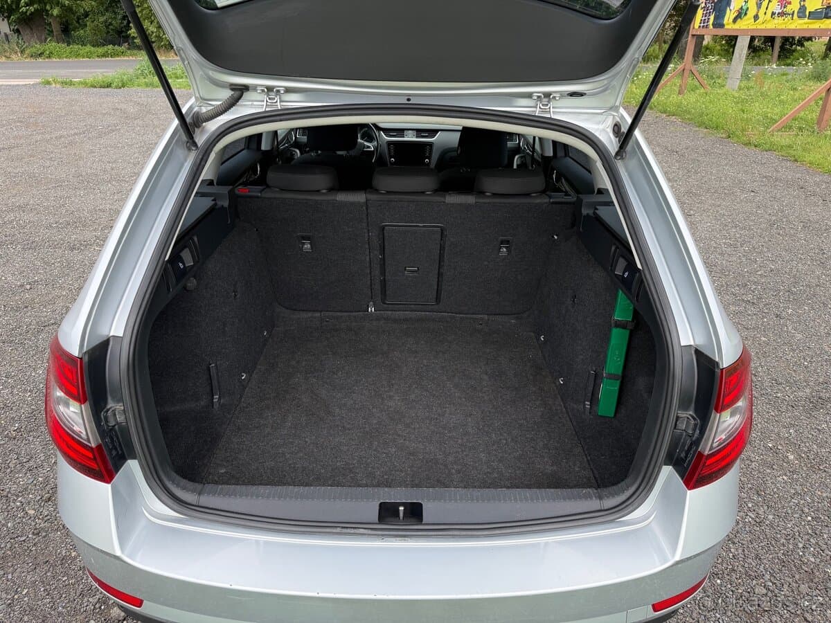2019 Škoda OCTAVIA - 12
