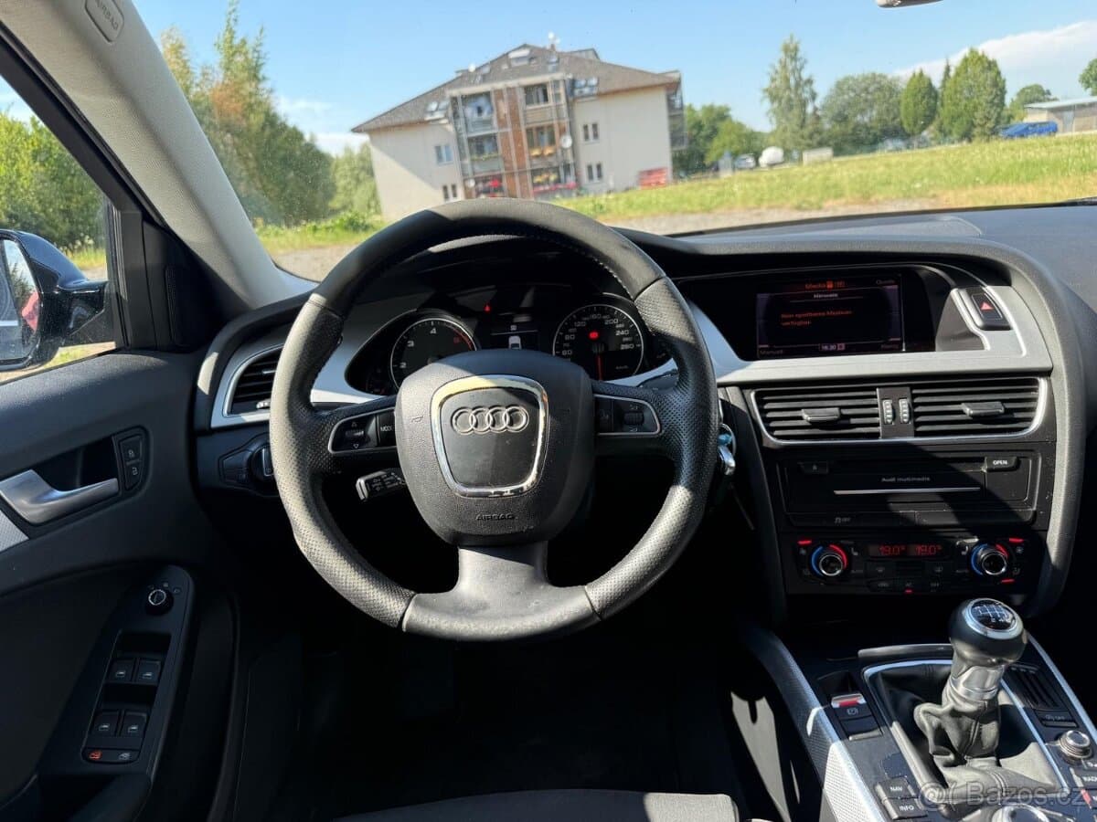 2011 Audi A4 - 12