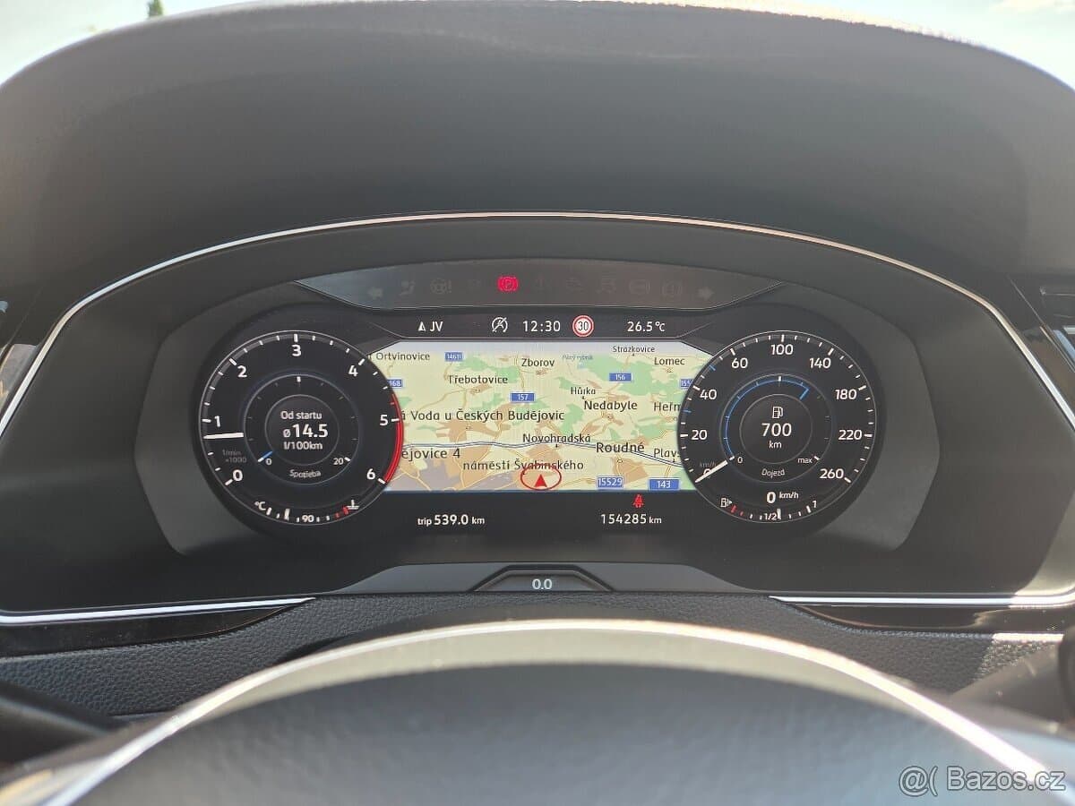 2019 Volkswagen PASSAT - 12