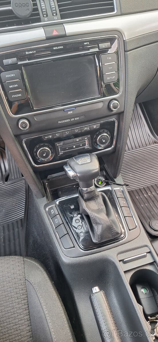 2011 Škoda SUPERB - 12