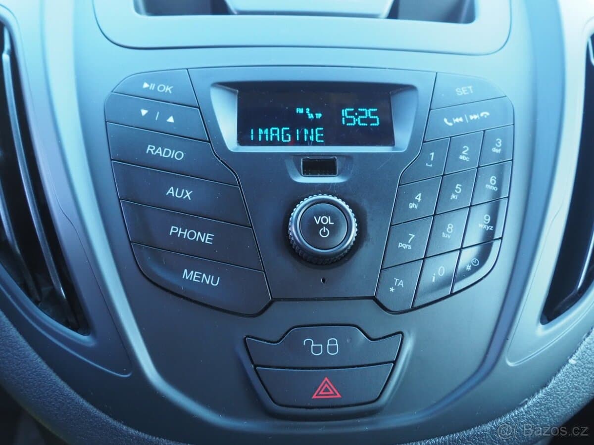 2015 Ford TOURNEO - 12