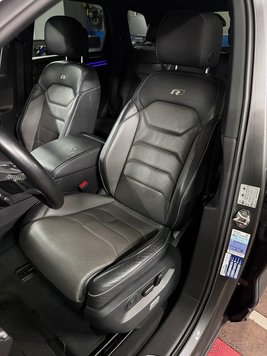 2019 Volkswagen TOUAREG - 12