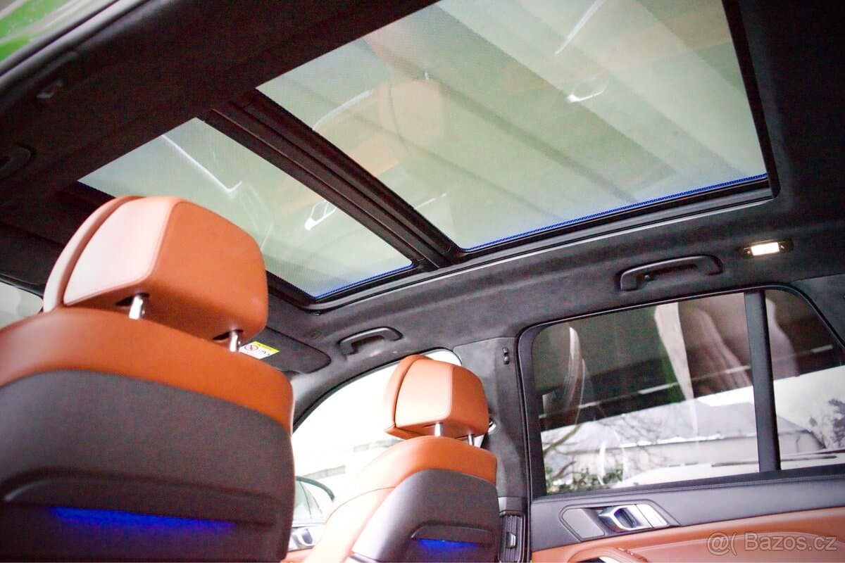 2022 BMW X5 - 12