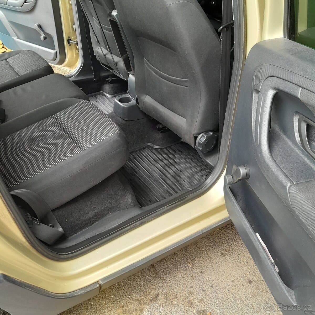 2011 Škoda ROOMSTER - 12