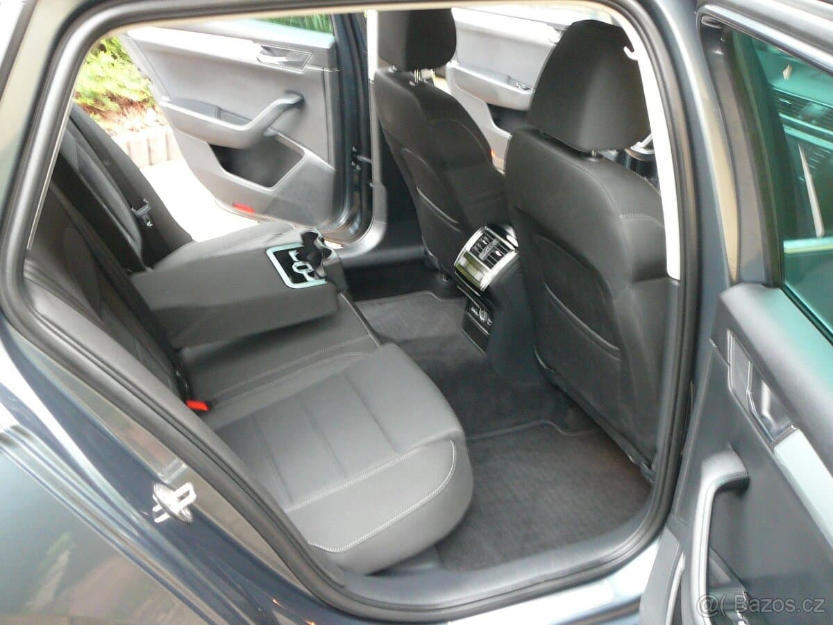 2016 Škoda SUPERB - 12