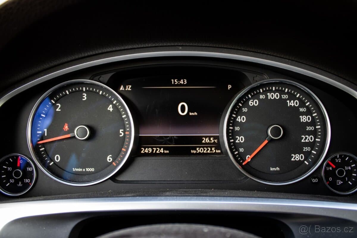 2014 Volkswagen TOUAREG - 12