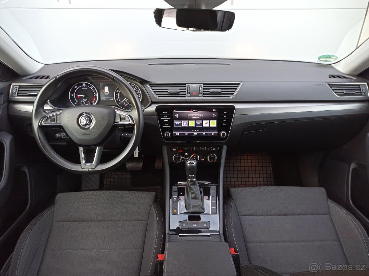 2019 Škoda SUPERB - 12