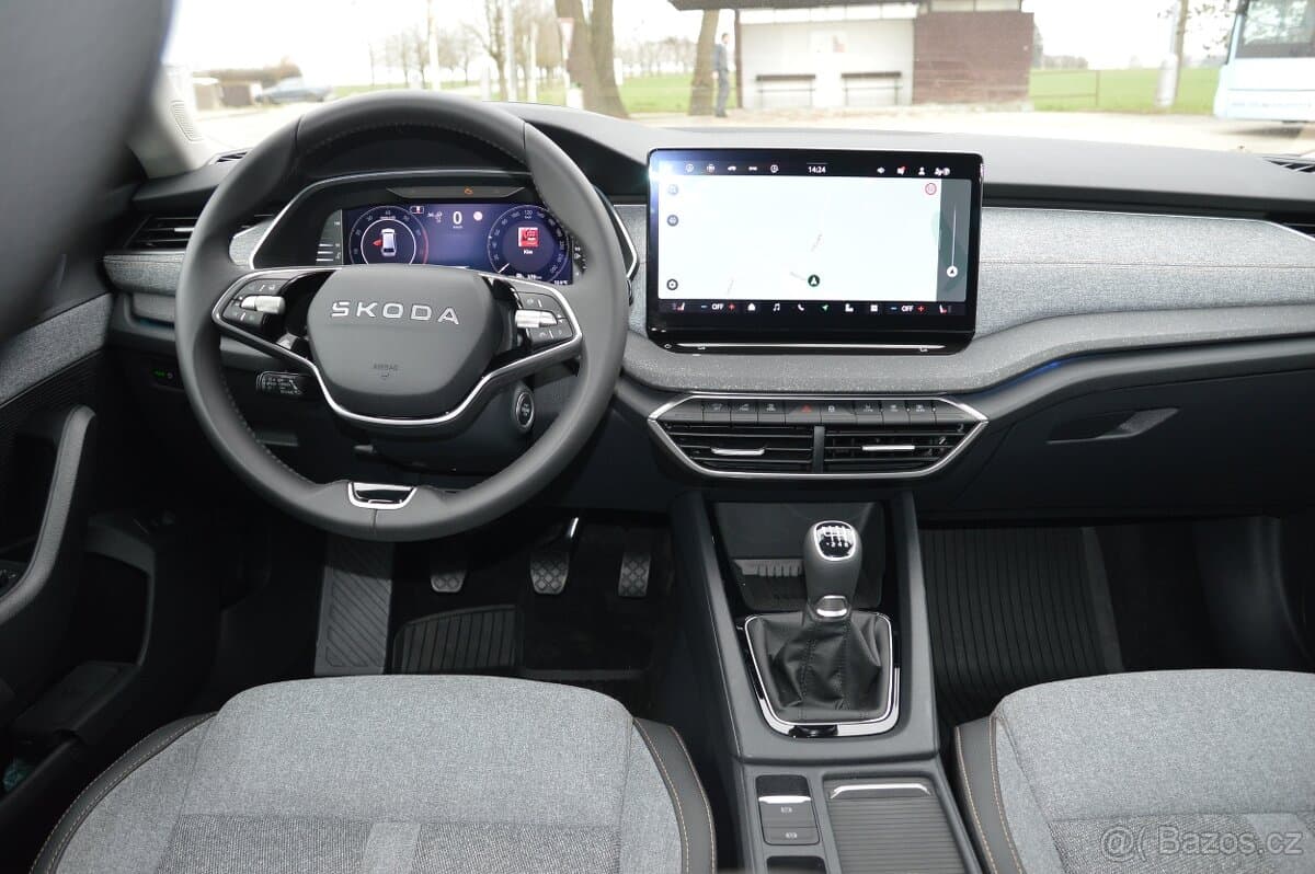 2025 Škoda OCTAVIA - 12