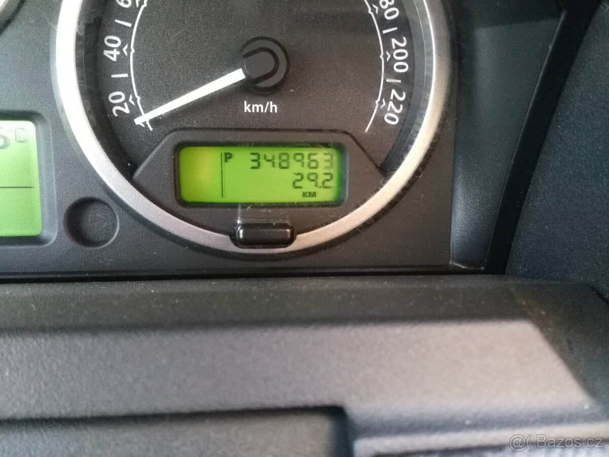 2004 Land Rover DISCOVERY - 12