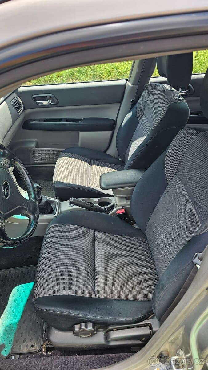 2006 Subaru FORESTER - 12