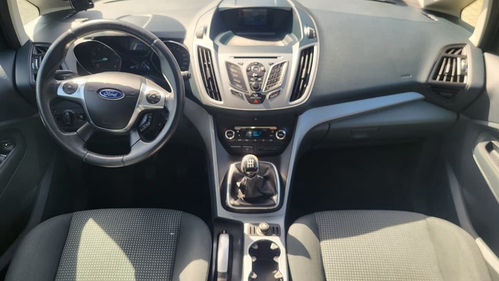 2011 Ford C-MAX - 12