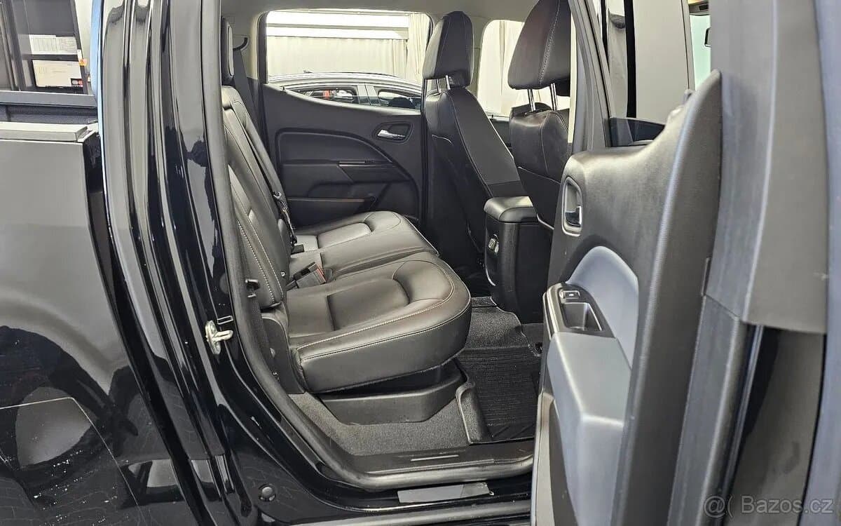 2022 Chevrolet COLORADO - 12