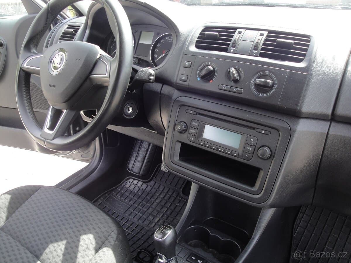 2014 Škoda FABIA - 12