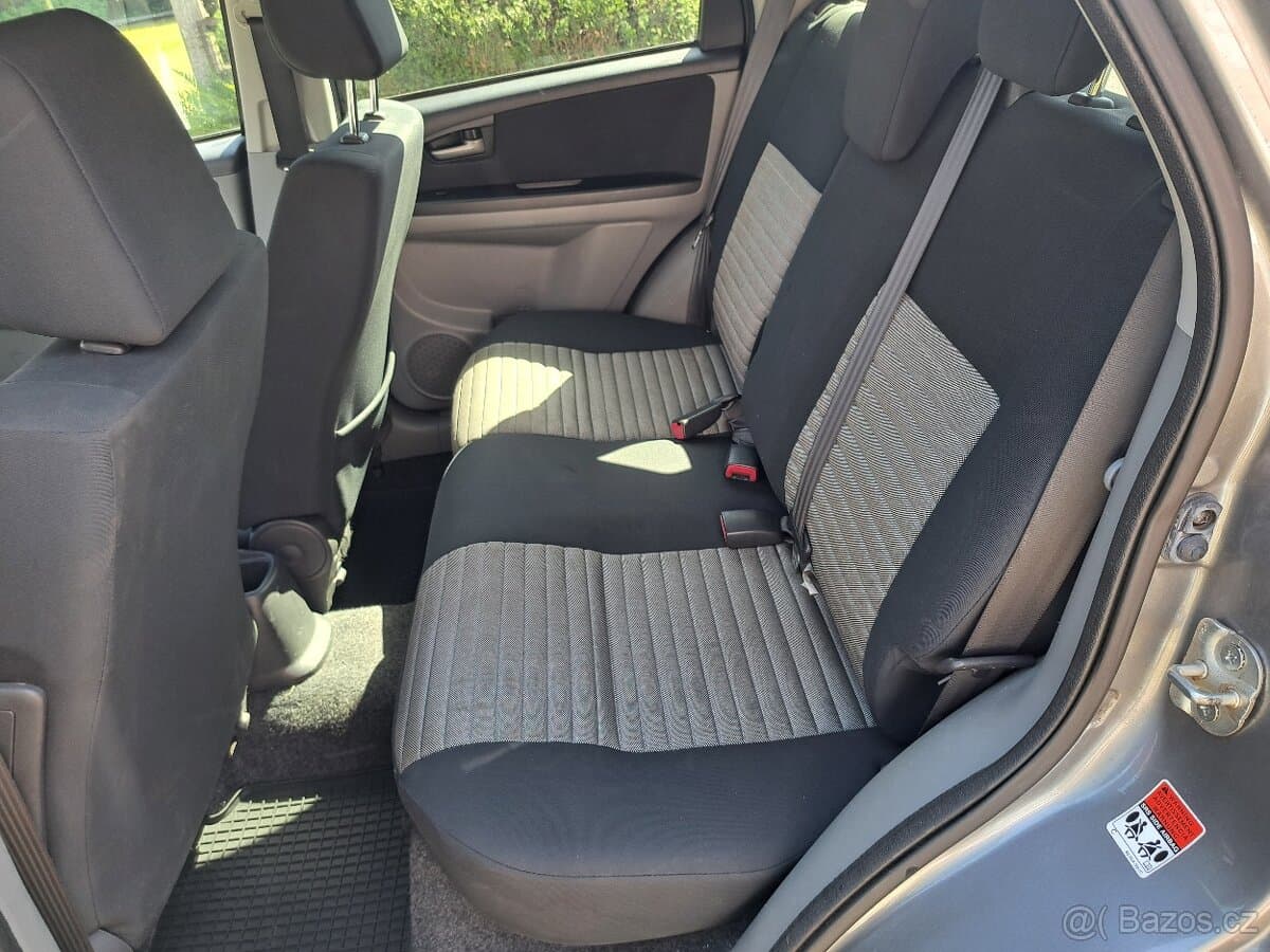 2009 Suzuki SX4 - 12