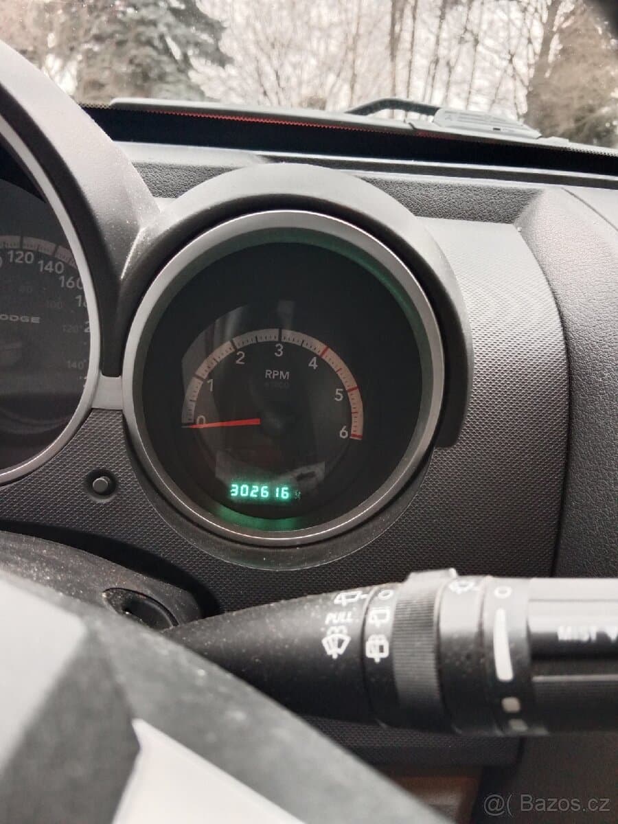 2009 Dodge NITRO - 12