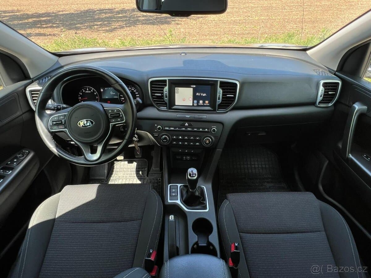 2018 Kia SPORTAGE - 12