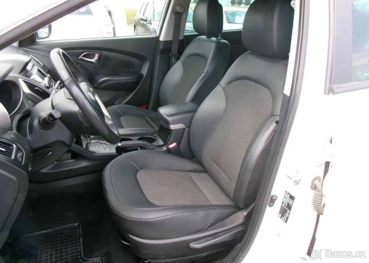 2012 Hyundai ix35 - 12