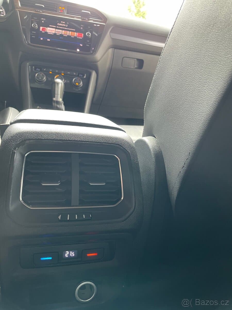 2018 Volkswagen TIGUAN - 12